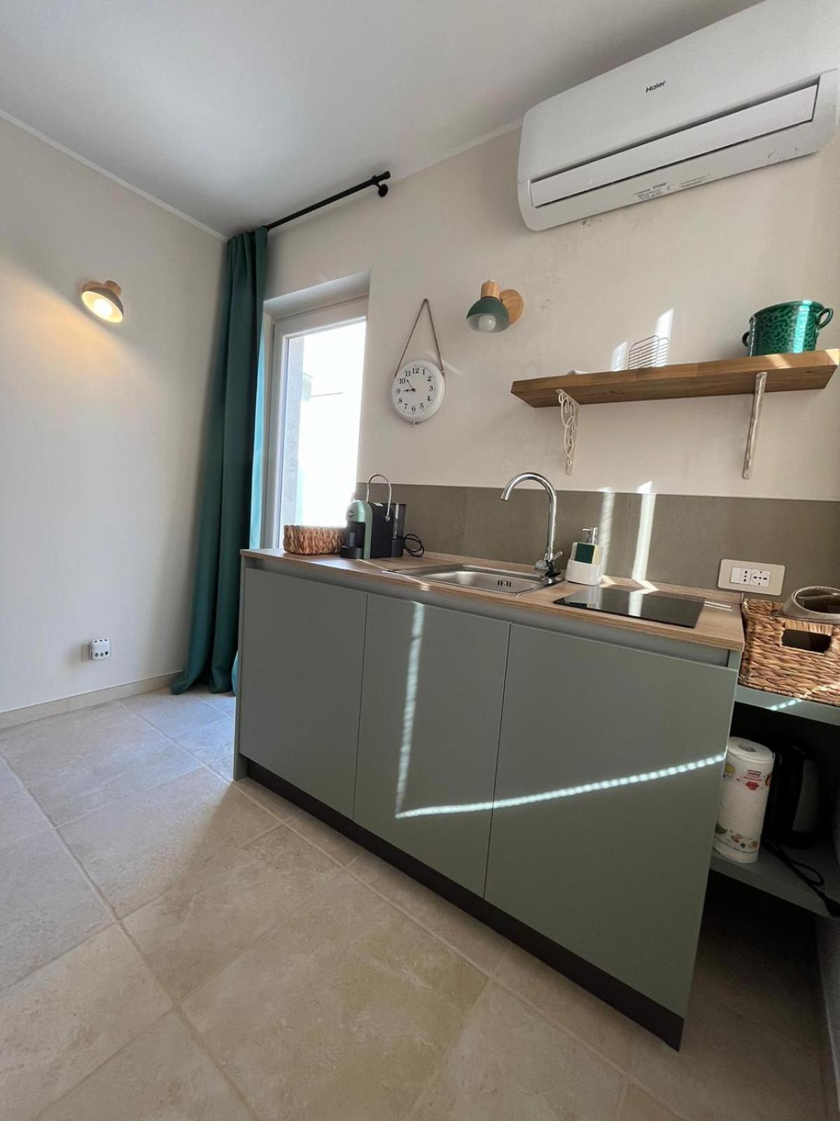 Zia Giacomina'S House Apartment กัสซาโน เดลเล มูร์เจ ภายนอก รูปภาพ